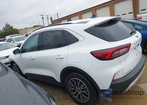 2023 Ford Escape Phev z USA, uszkodzony, nr VIN 1FMCU0E10PUA92096